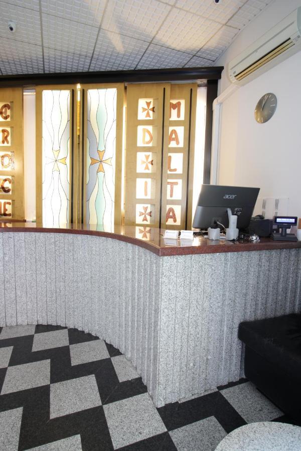 Hotel Croce Di Malta Новара Екстер'єр фото